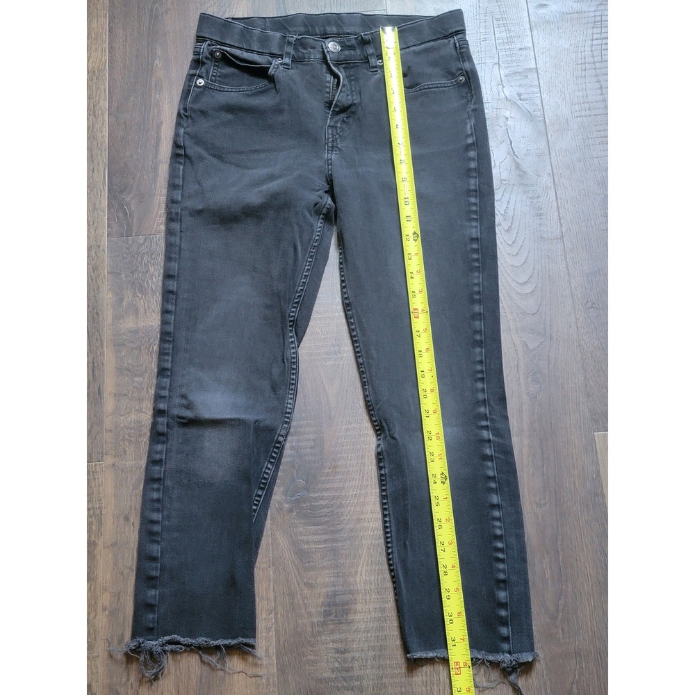Levis Black‎ Wash Denim Jeans Frayed Hem Ankle Crop Casual Everyday Style